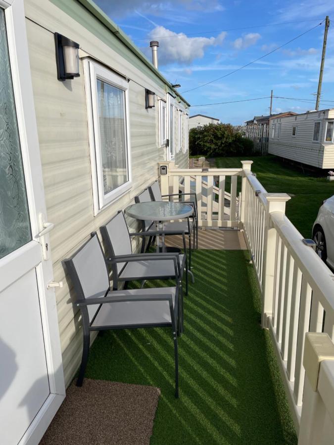 Sealands Highbury Next To Fantasy Island And Beach 8 Berth Beds Made Up For Arrival Ingoldmells Buitenkant foto